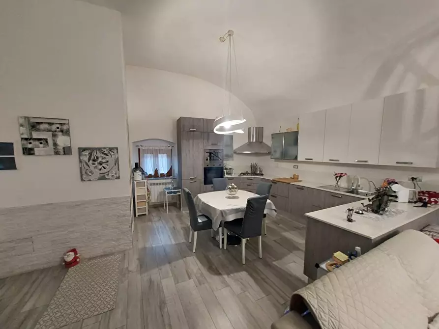 intera palazzina in vendita a Castelfiorentino