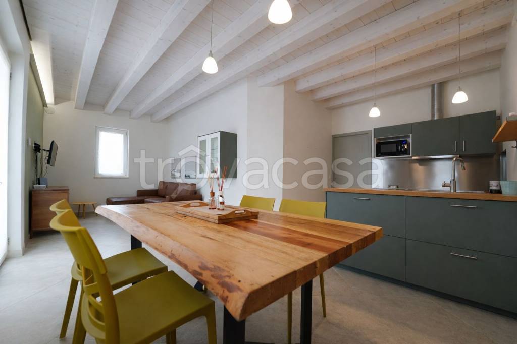 appartamento in vendita a Castelfiorentino in zona Cambiano