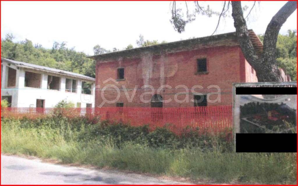 casa indipendente in vendita a Castelfiorentino