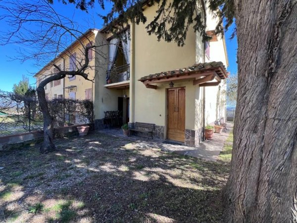 casa indipendente in vendita a Castelfiorentino in zona Cambiano