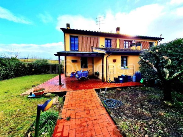 casa indipendente in vendita a Castelfiorentino