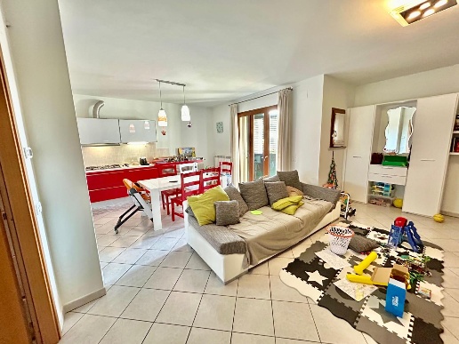 appartamento in vendita a Castelfiorentino in zona Petrazzi