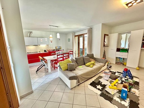 appartamento in vendita a Castelfiorentino in zona Petrazzi