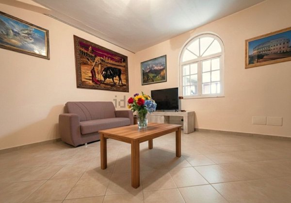 casa indipendente in vendita a Castelfiorentino in zona Petrazzi