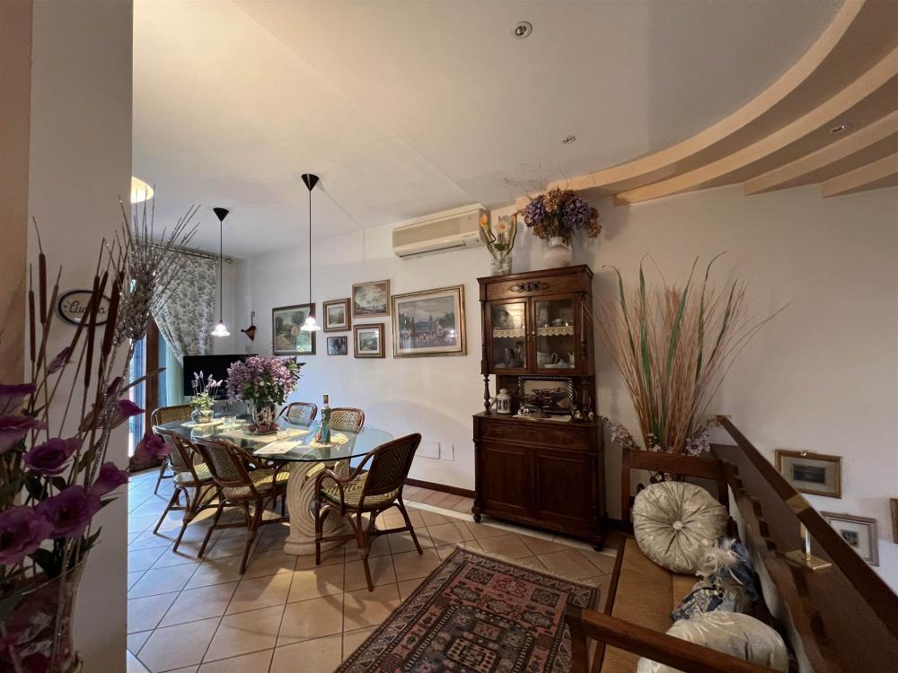 casa indipendente in vendita a Castelfiorentino