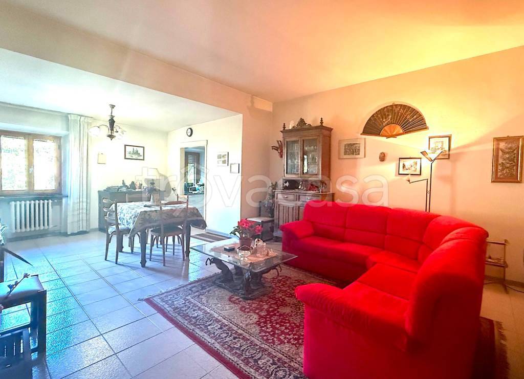 appartamento in vendita a Castelfiorentino in zona Cambiano