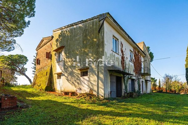 casa indipendente in vendita a Castelfiorentino