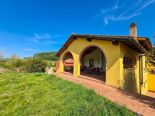casa indipendente in vendita a Castelfiorentino in zona Dogana