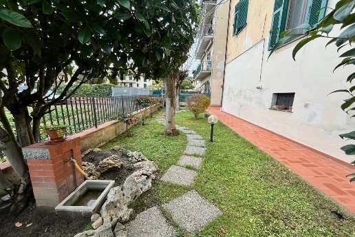 casa indipendente in vendita a Castelfiorentino in zona Dogana