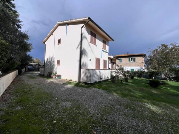 casa indipendente in vendita a Castelfiorentino