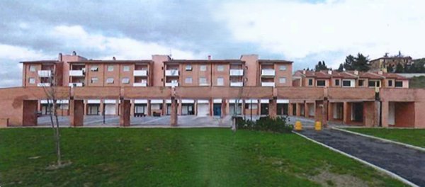 negozio in vendita a Castelfiorentino