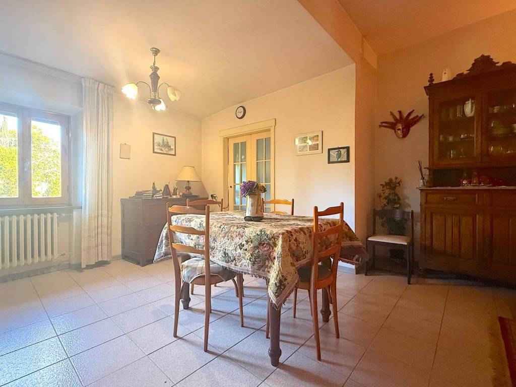 appartamento in vendita a Castelfiorentino in zona Cambiano