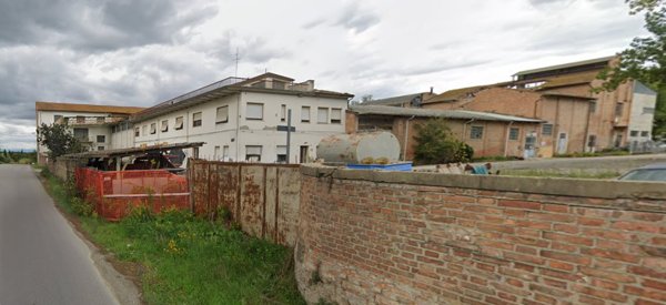capannone in vendita a Castelfiorentino in zona Cambiano