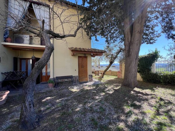 casa indipendente in vendita a Castelfiorentino