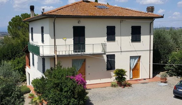 casa indipendente in vendita a Castelfiorentino