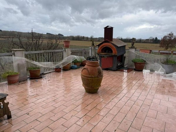 appartamento in vendita a Castelfiorentino in zona Petrazzi