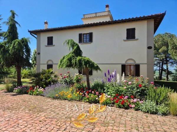 casa indipendente in vendita a Castelfiorentino in zona Dogana