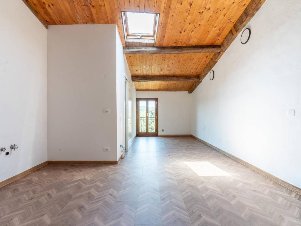 appartamento in vendita a Castelfiorentino in zona Cambiano