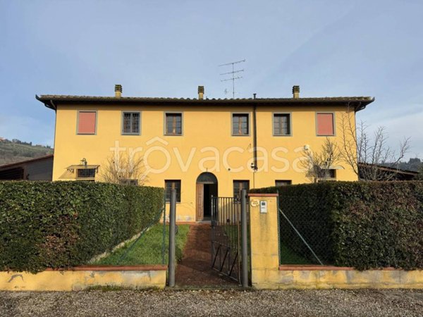 appartamento in vendita a Castelfiorentino in zona Petrazzi