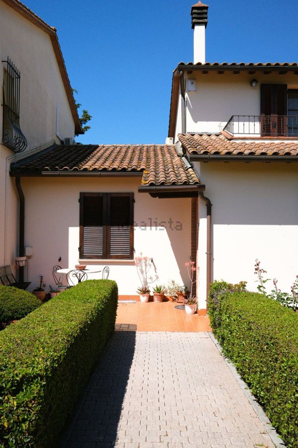 casa indipendente in vendita a Castelfiorentino in zona Dogana