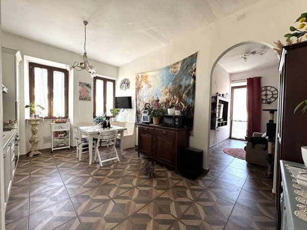 appartamento in vendita a Castelfiorentino in zona Castelnuovo d'Elsa