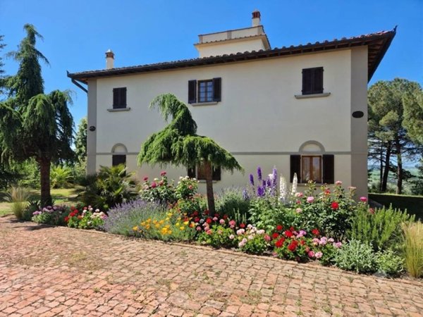 casa indipendente in vendita a Castelfiorentino