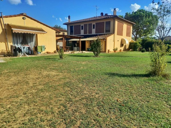 casale in vendita a Castelfiorentino