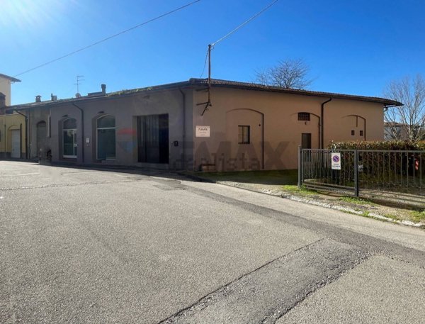 locale di sgombero in vendita a Castelfiorentino