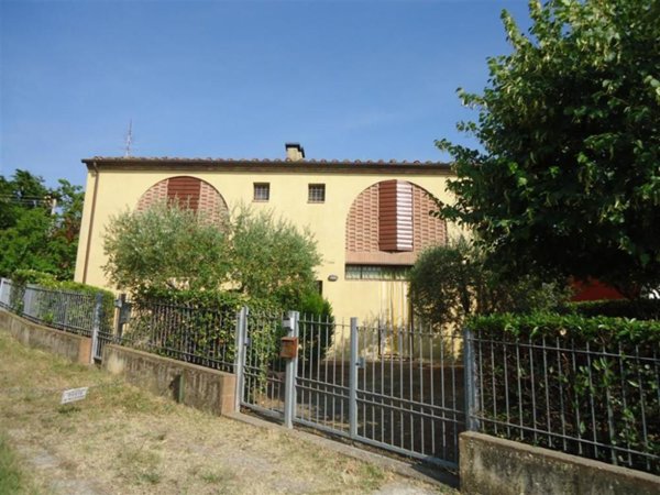 intera palazzina in vendita a Castelfiorentino