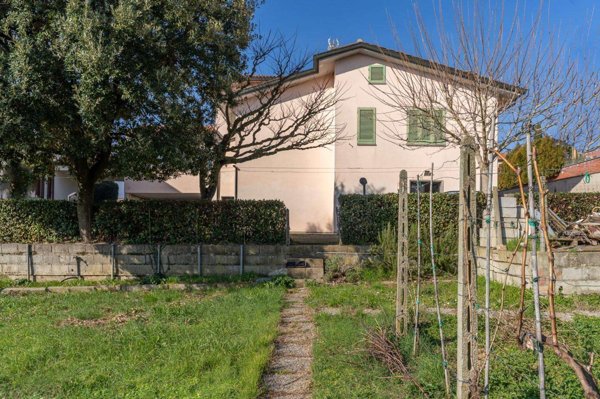 casa indipendente in vendita a Cerreto Guidi in zona Ripoli