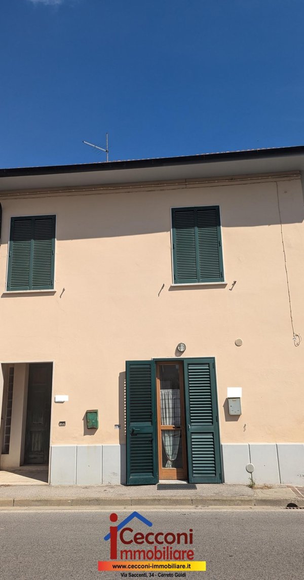 casa indipendente in vendita a Cerreto Guidi in zona Stabbia