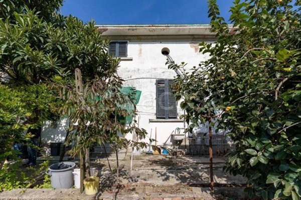 casa indipendente in vendita a Cerreto Guidi