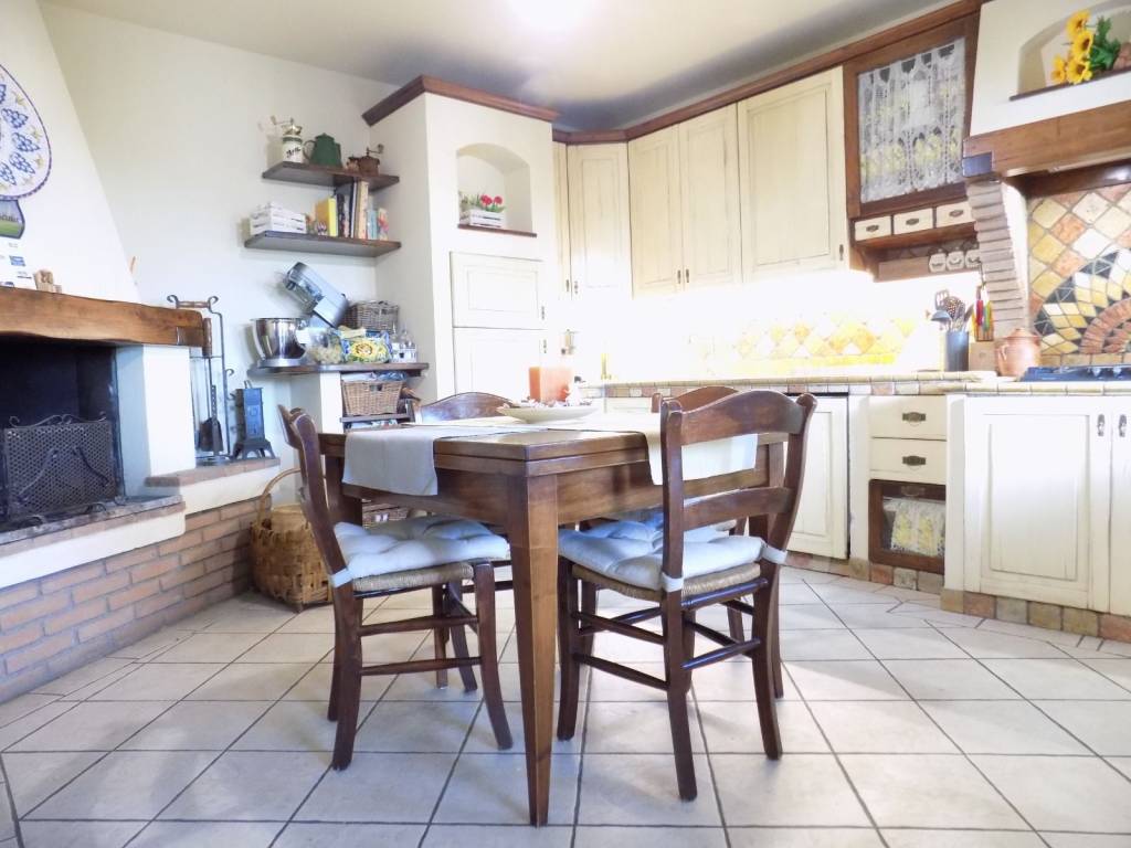 casa indipendente in vendita a Cerreto Guidi
