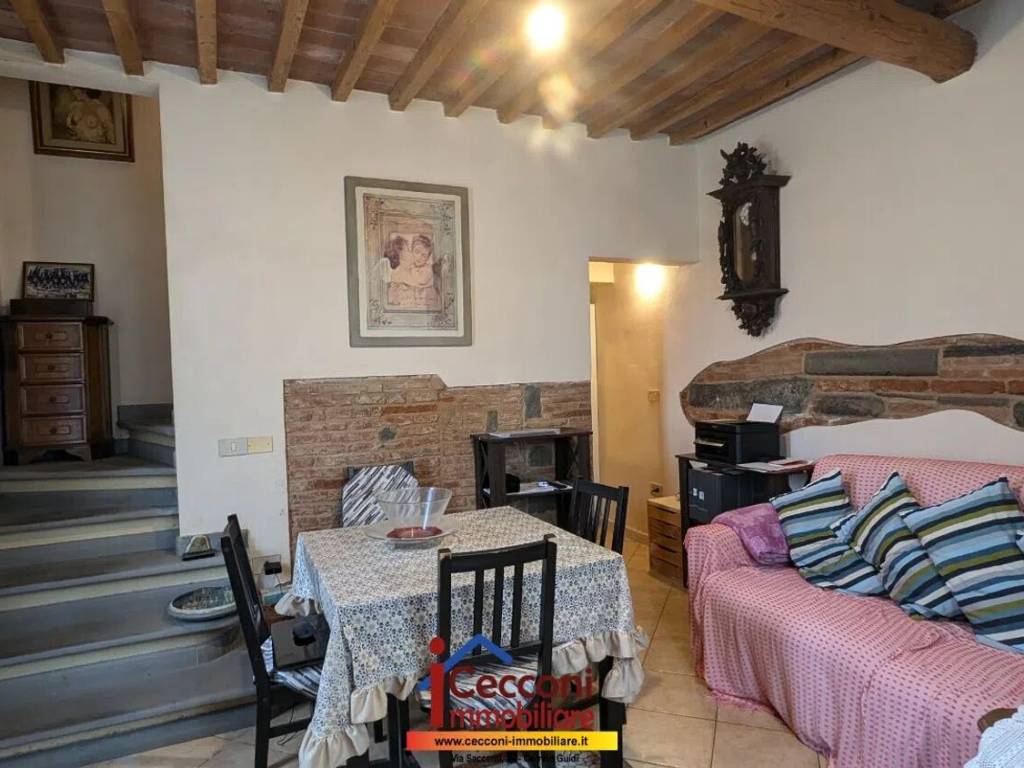 casa indipendente in vendita a Cerreto Guidi in zona Stabbia