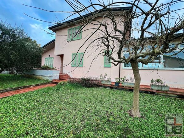 casa indipendente in vendita a Cerreto Guidi
