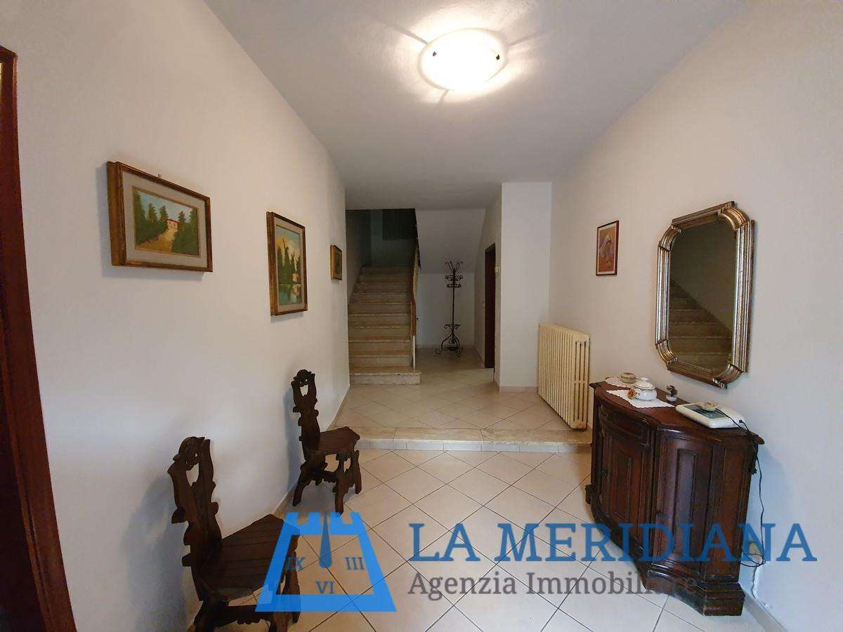 intera palazzina in vendita a Cerreto Guidi