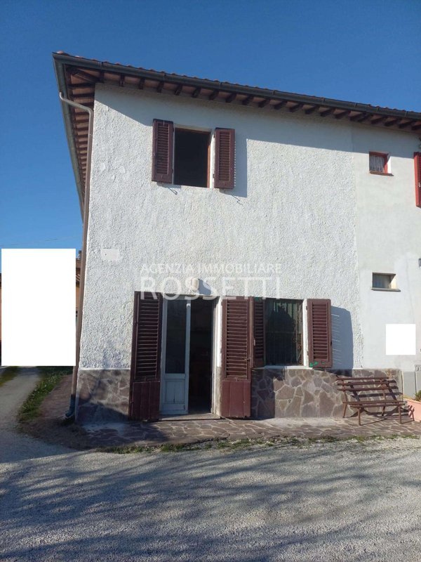 intera palazzina in vendita a Cerreto Guidi in zona Stabbia