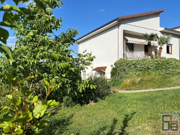 casa indipendente in vendita a Cerreto Guidi