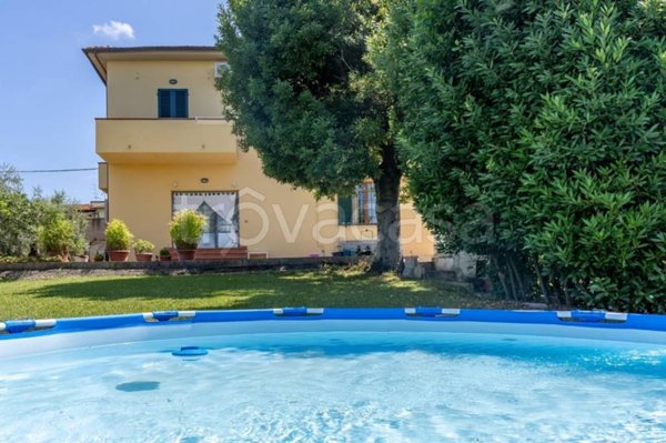 casa indipendente in vendita a Cerreto Guidi