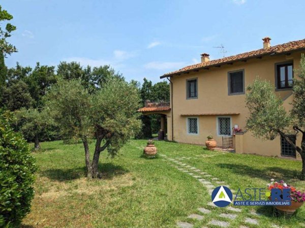 intera palazzina in vendita a Cerreto Guidi