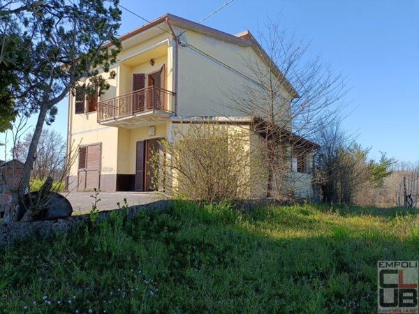casa indipendente in vendita a Cerreto Guidi