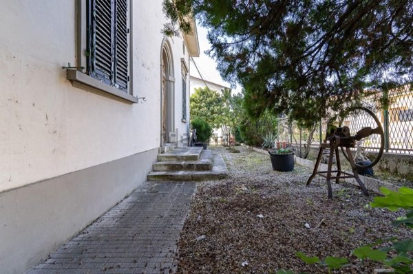 casa indipendente in vendita a Cerreto Guidi