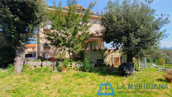 casa indipendente in vendita a Cerreto Guidi