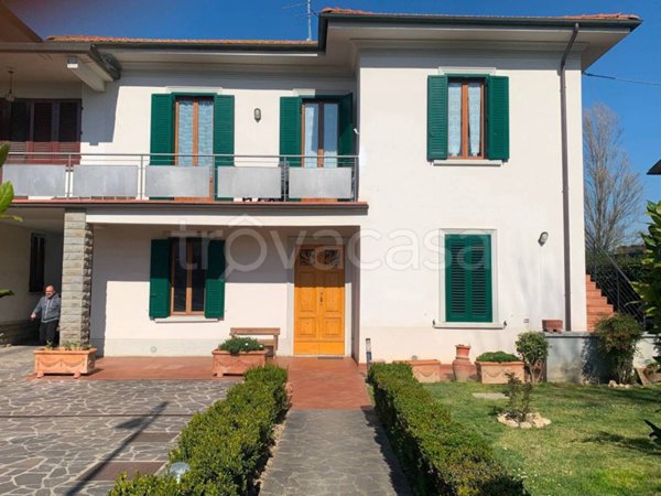 casa indipendente in vendita a Cerreto Guidi in zona Bassa