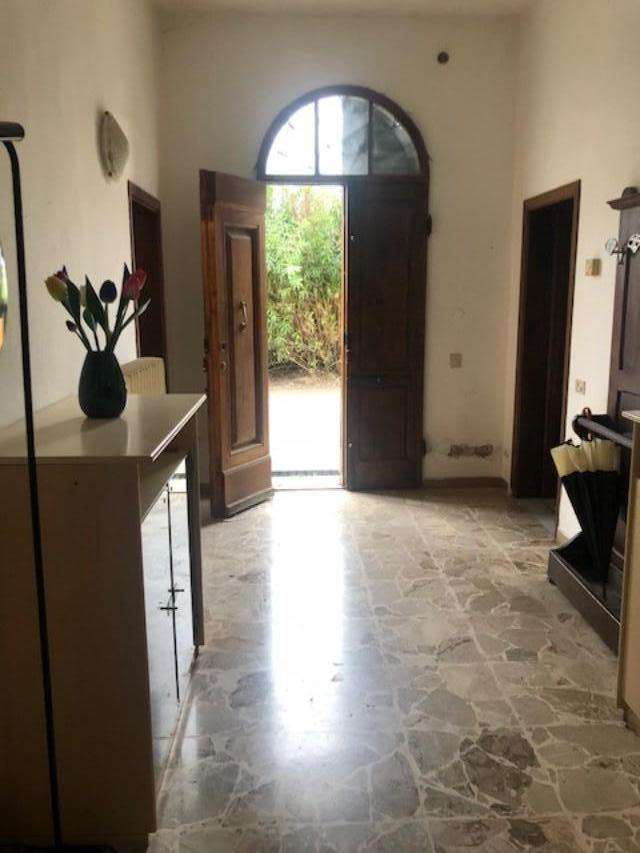intera palazzina in vendita a Cerreto Guidi in zona Stabbia