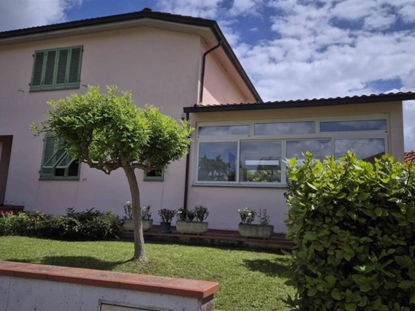 casa indipendente in vendita a Cerreto Guidi in zona Ripoli