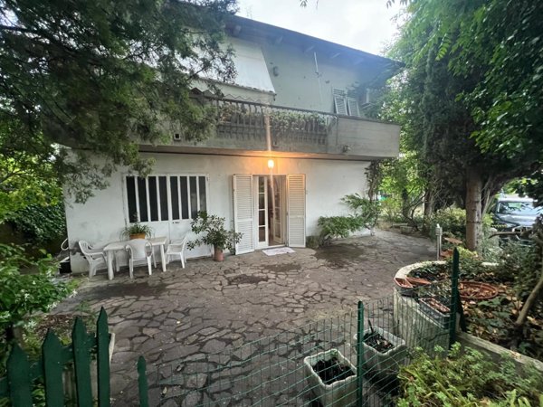 casa indipendente in vendita a Cerreto Guidi