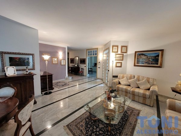 casa indipendente in vendita a Cerreto Guidi