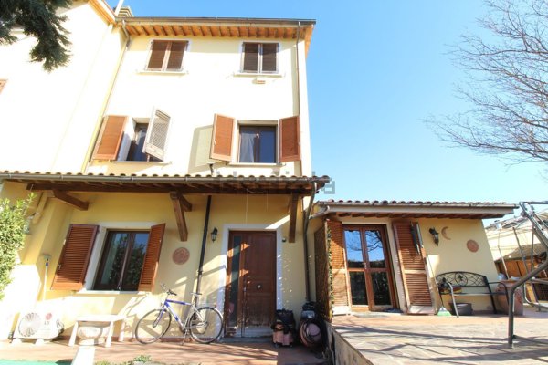 casa indipendente in vendita a Cerreto Guidi