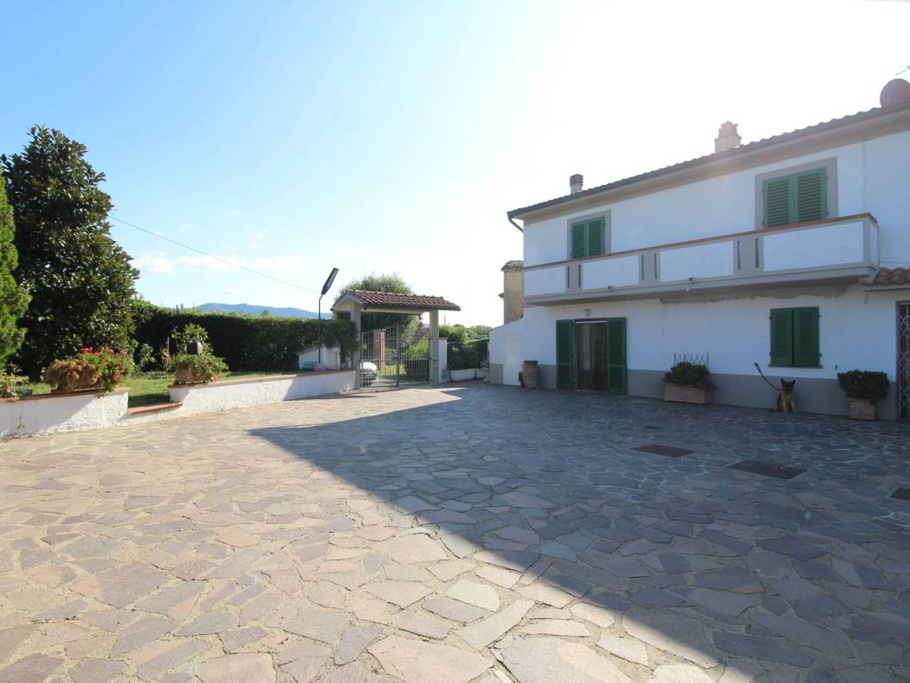 casa indipendente in vendita a Cerreto Guidi in zona Lazzeretto